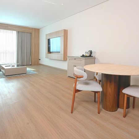 Nordic Palace And Spa Al Manamah Esterno foto